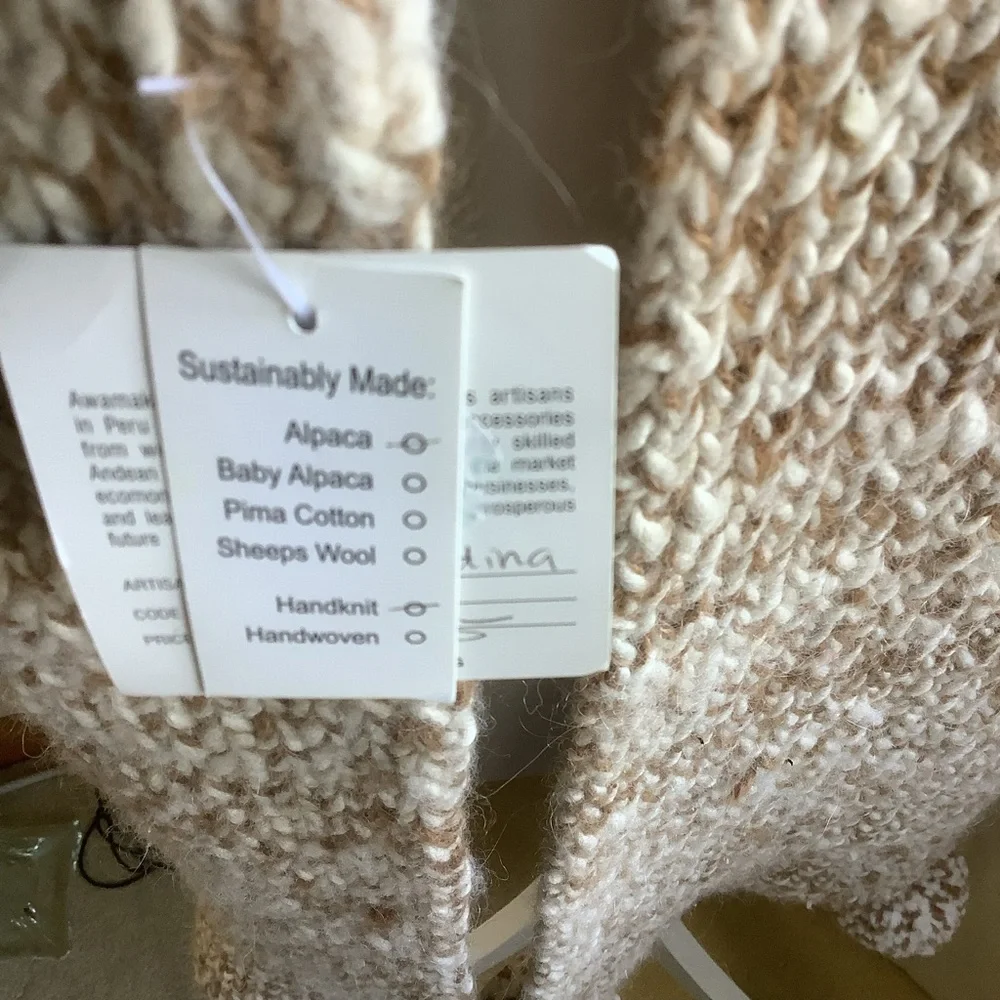 New Awamaki Peruvian Handmade Alpaca Wool Knit Scarf with Pom- Poms